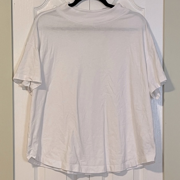 Old navy mock neck oversized t shirt - Picture 2 of 4